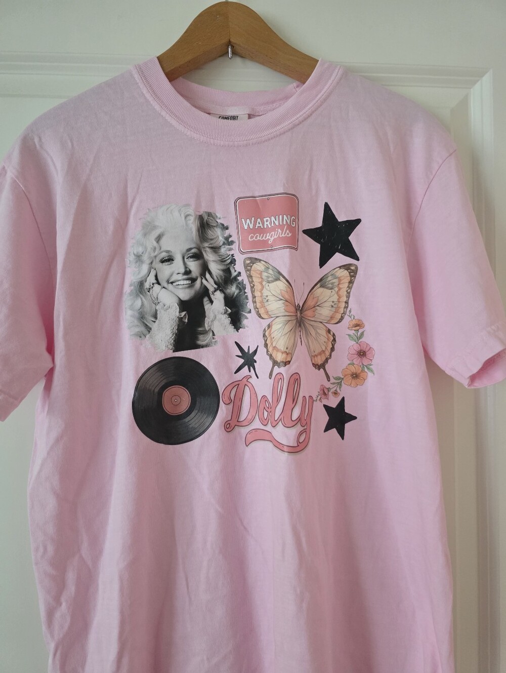 Comfort Colors Dolly Parton Graphic Tshirt Pink Unisex M Cotton Western Cowgirl - Picture 2 of 5